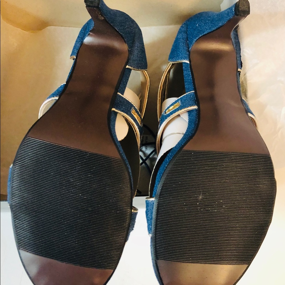 Shoes - Picture 4 of 6
